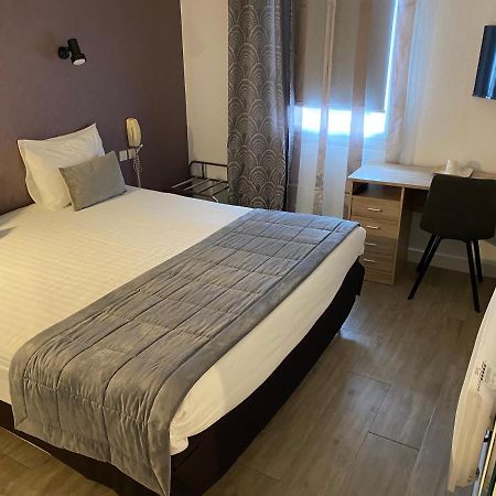 Location Chambres Hotel Joly Dun-le-Palestel Exterior foto
